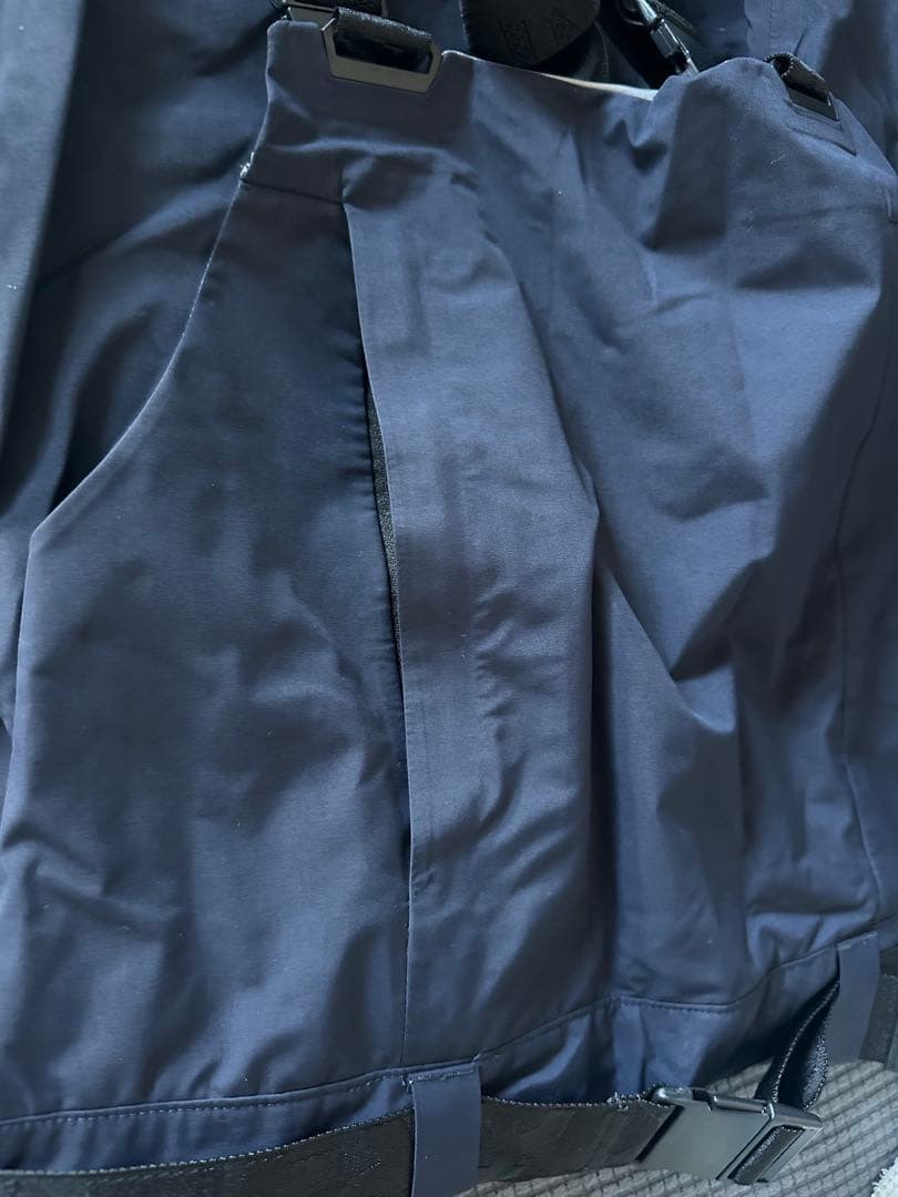 【美品】　アディダス　ゴアテックス　ビブパンツ　スキー　スノーボードウェア　L