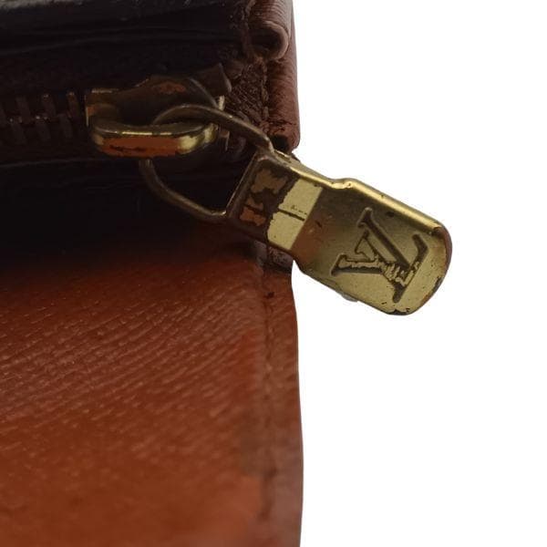 ルイヴィトン モノグラム ポルトフォイユ サラ 二つ折り　長財布　0048