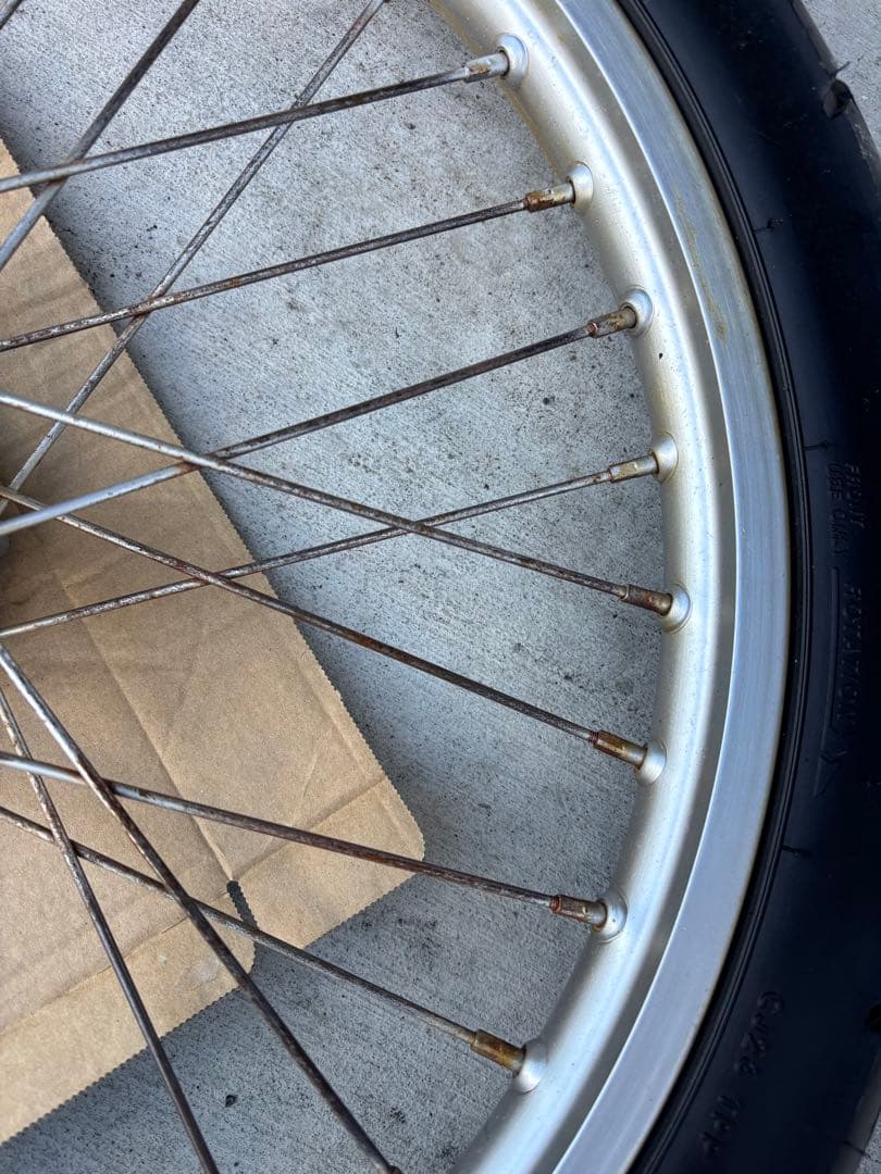 中古　セロー　フロントホイール　タイヤ付き