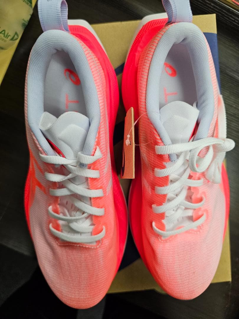 アシックススーパーブラスト 1013A143-100【新品未開封品】