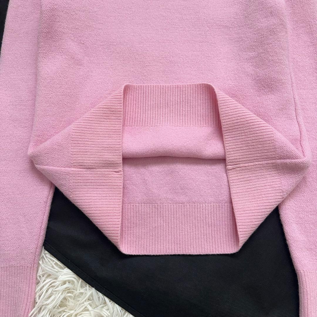 マークアンドロナ タートルネックニット スカルロゴ ピンク バイカラー S