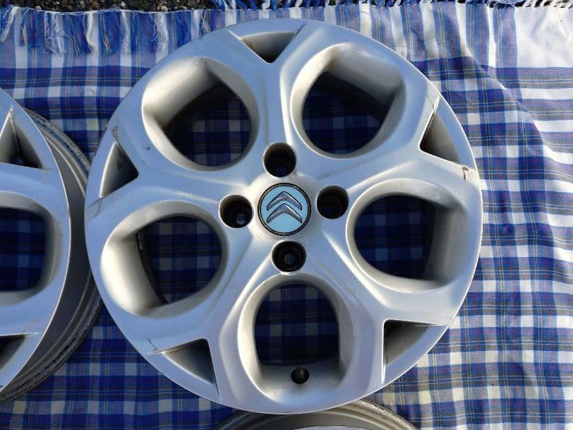 ①シトロエンC3 純正16インチホイール 2本/4本同時購入必須 ※説明必読