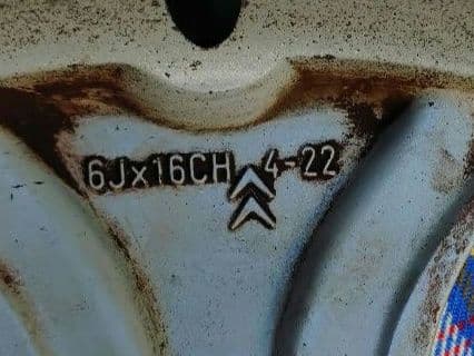 ①シトロエンC3 純正16インチホイール 2本/4本同時購入必須 ※説明必読