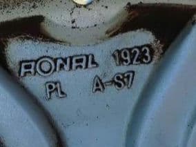 ①シトロエンC3 純正16インチホイール 2本/4本同時購入必須 ※説明必読