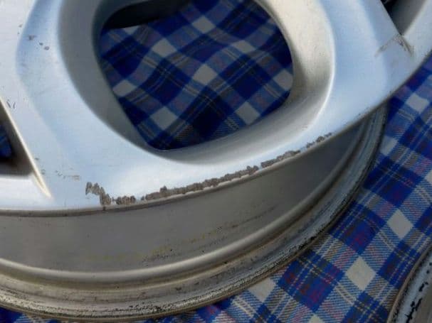 ①シトロエンC3 純正16インチホイール 2本/4本同時購入必須 ※説明必読