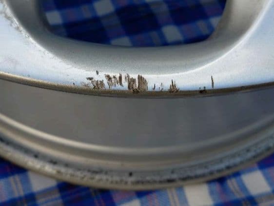 ①シトロエンC3 純正16インチホイール 2本/4本同時購入必須 ※説明必読