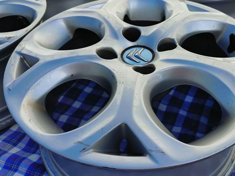 ①シトロエンC3 純正16インチホイール 2本/4本同時購入必須 ※説明必読