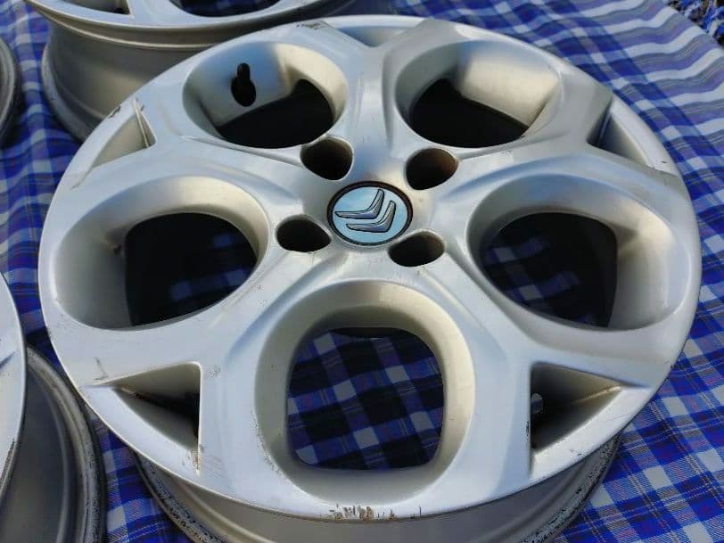 ①シトロエンC3 純正16インチホイール 2本/4本同時購入必須 ※説明必読