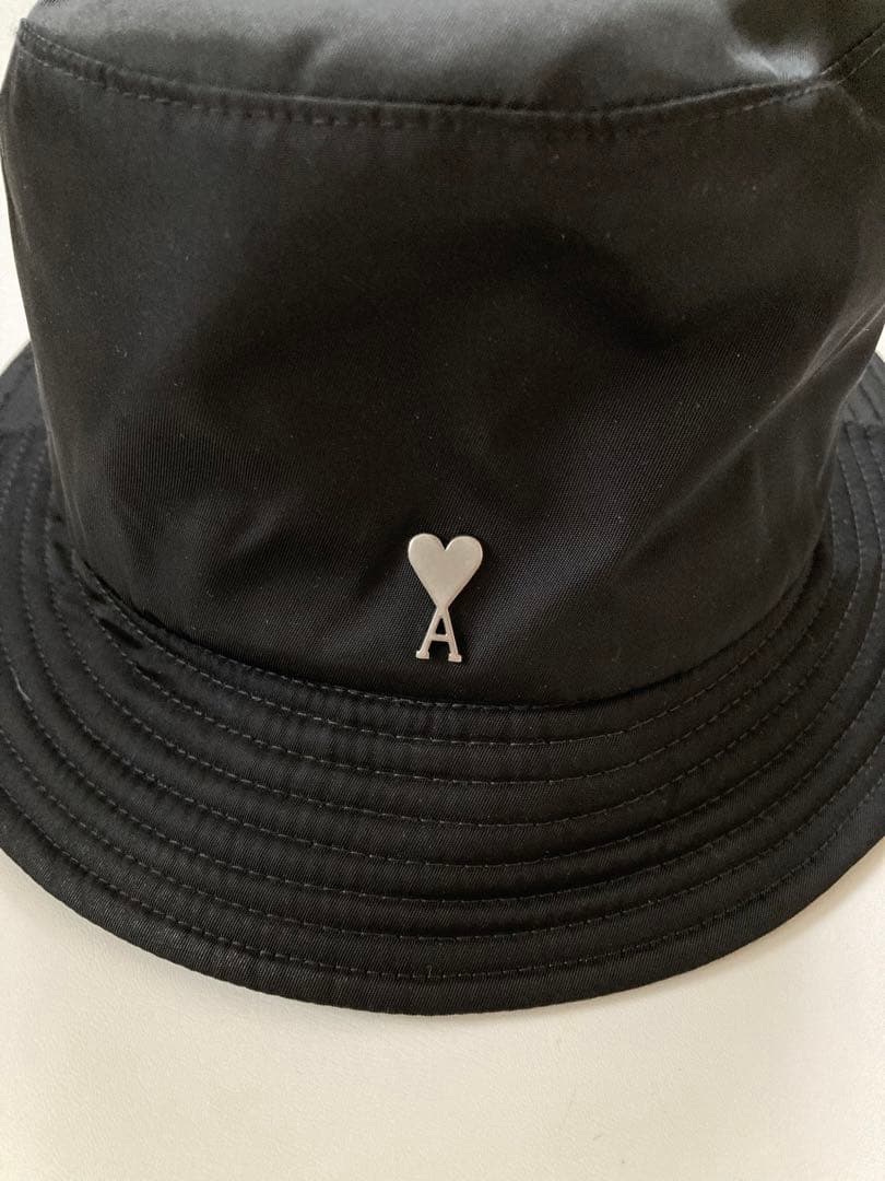 AMI PARIS スタッズ バケットハット アミパリス　黒