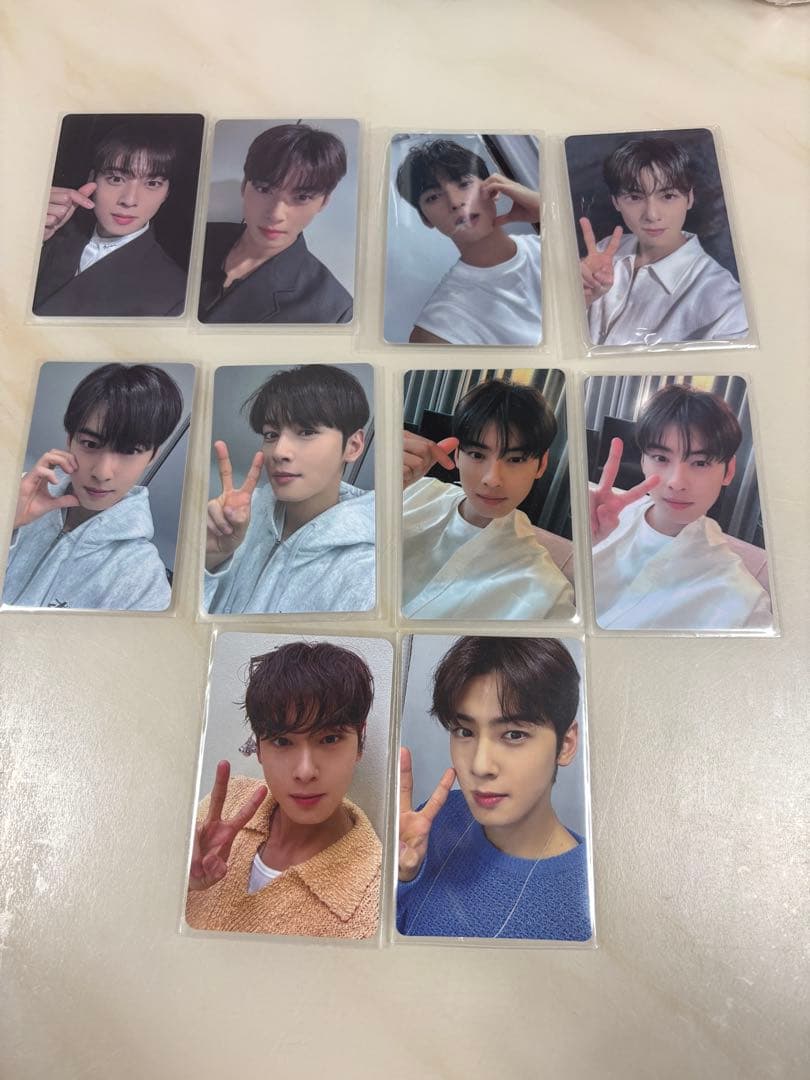 チャウヌ ARCHIVE ラキドロ トレカ 展示会　astro