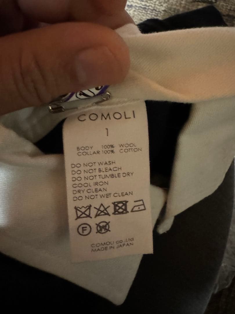 comoli ラガーシャツ
