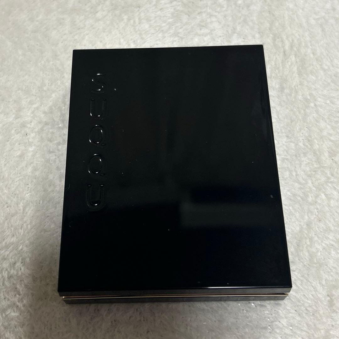 SUQQU 凛覗　アイシャドウ　15 シグニチャーカラーアイズ