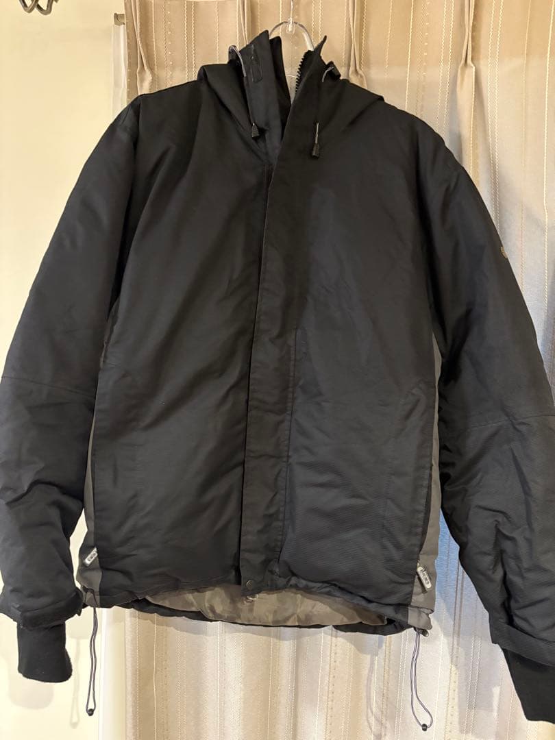 mt6286　リバレイ　ウォータープルーフダウンジャケット