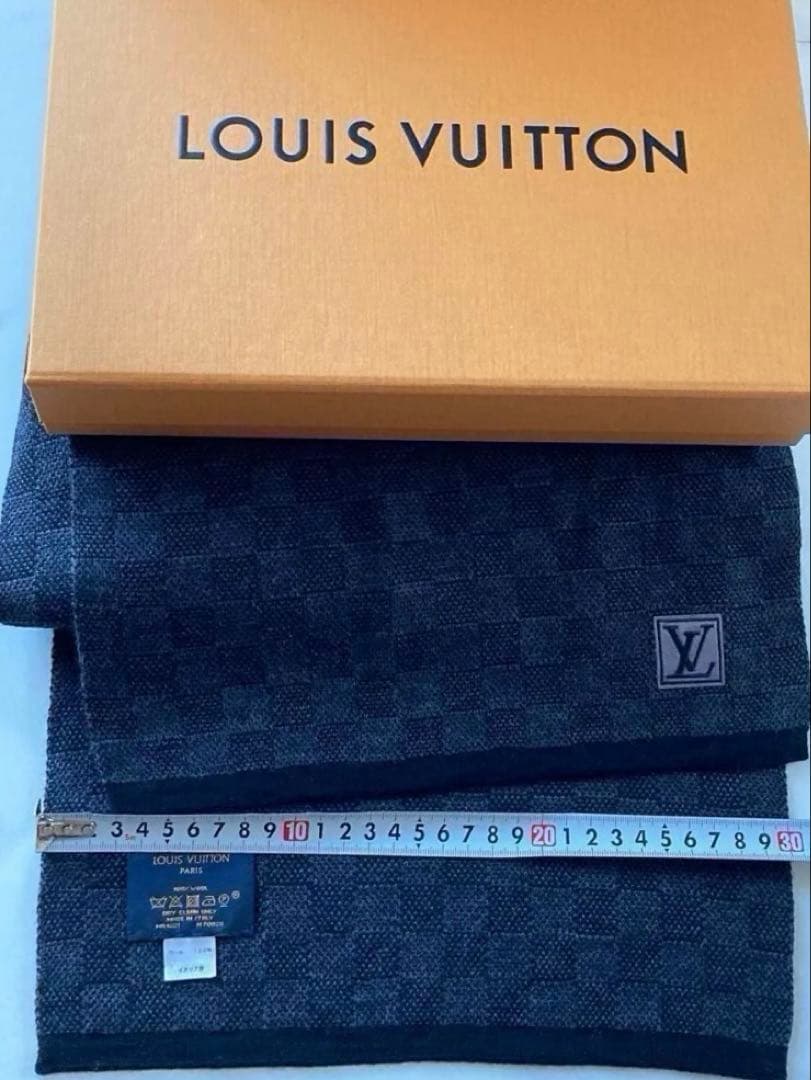 Louis Vuittonダミエマフラー ブラック系【新品同様】箱なし