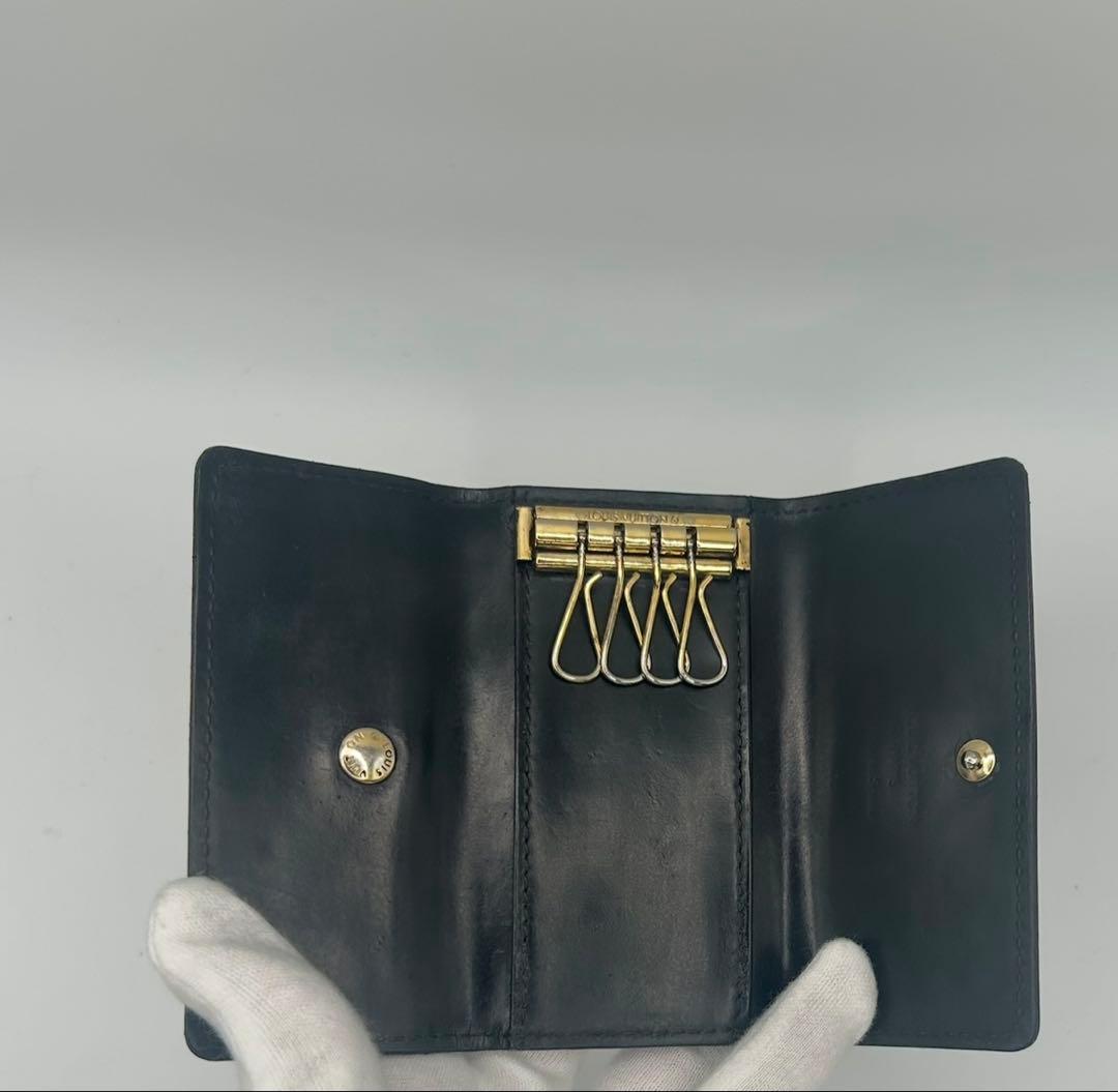 LOUIS VUITTON ルイヴィトン✨モノグラムヴェルニ✨4連キーケース