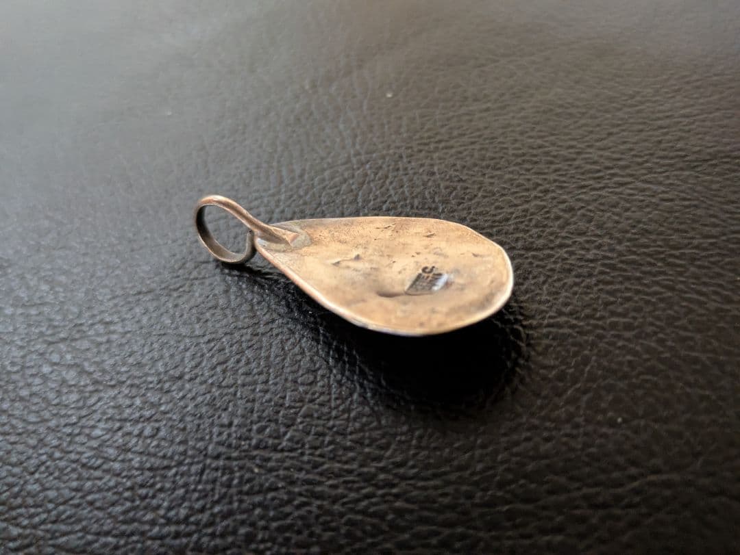 希少　幻のホワイトバッファローターコイズ 　ネイティブアメリカンジュエリー