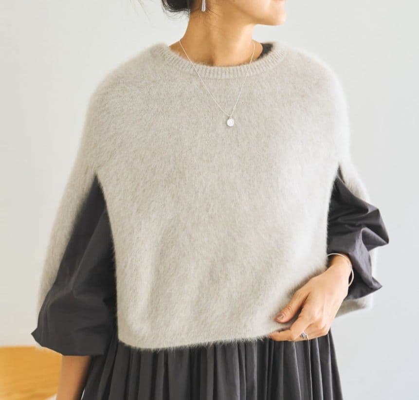 タグ付き BEARDSLEY ビアズリー ファーニットポンチョ ライトグレー