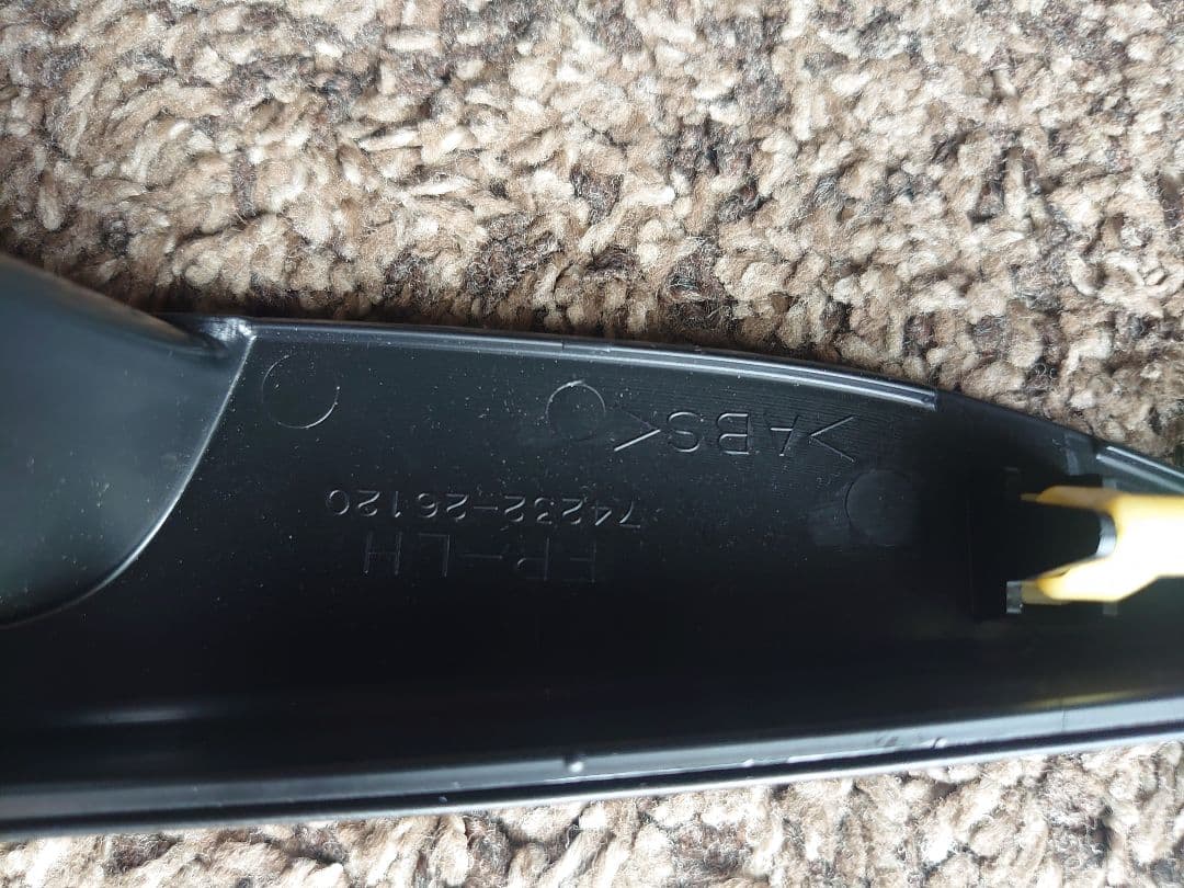 トヨタ ハイエース ダークプライム フロントドアトリム 運転席 助手席 セット