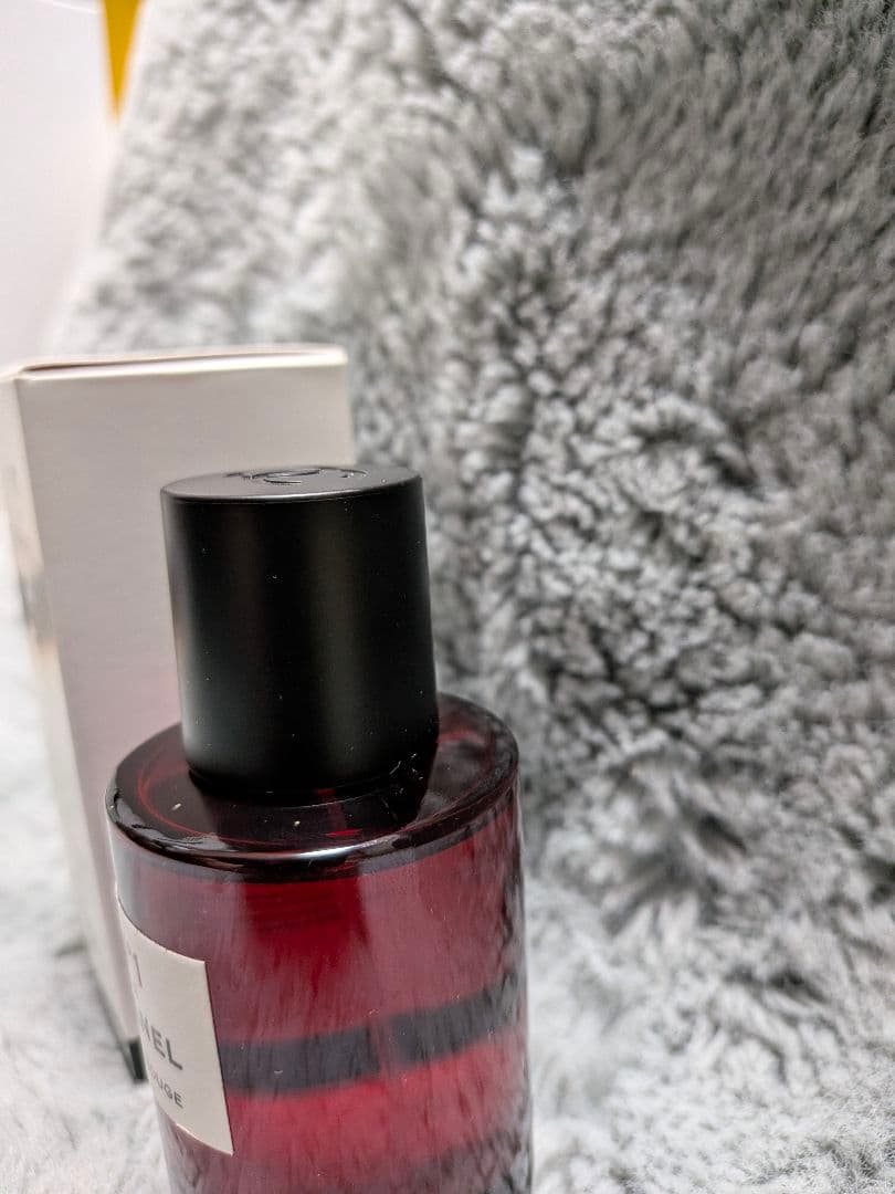 ニ*カ様 未使用品CHANEL N°1 ドゥ シャネル ロー ルージュ100ml