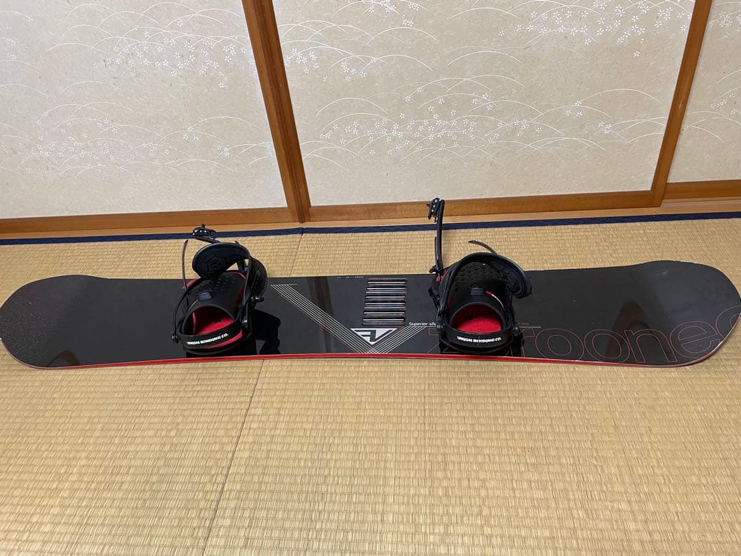 スノーボード　011artistic FV 150cm