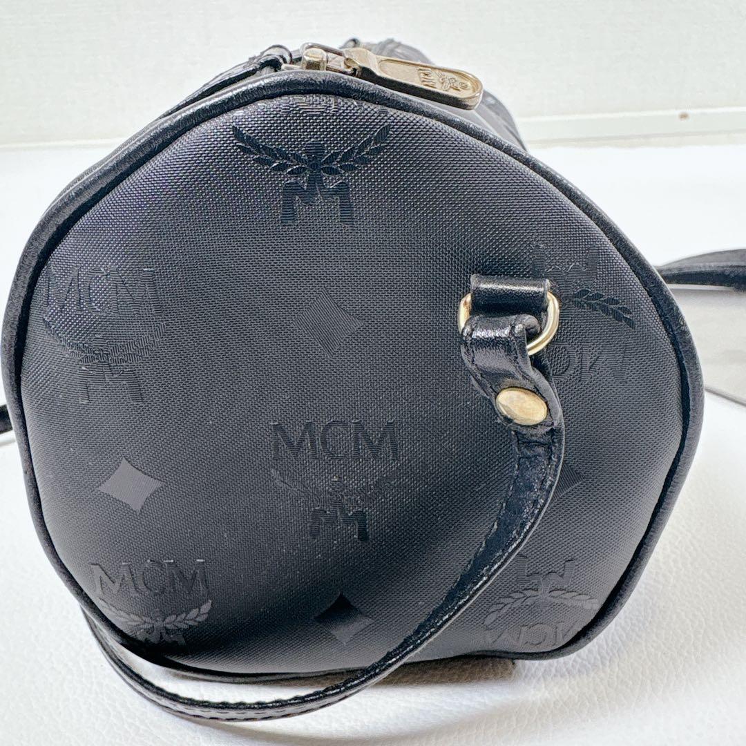 美品✨MCM ヴィセトス バレルバッグ（筒型ショルダーバッグ）　ブラック