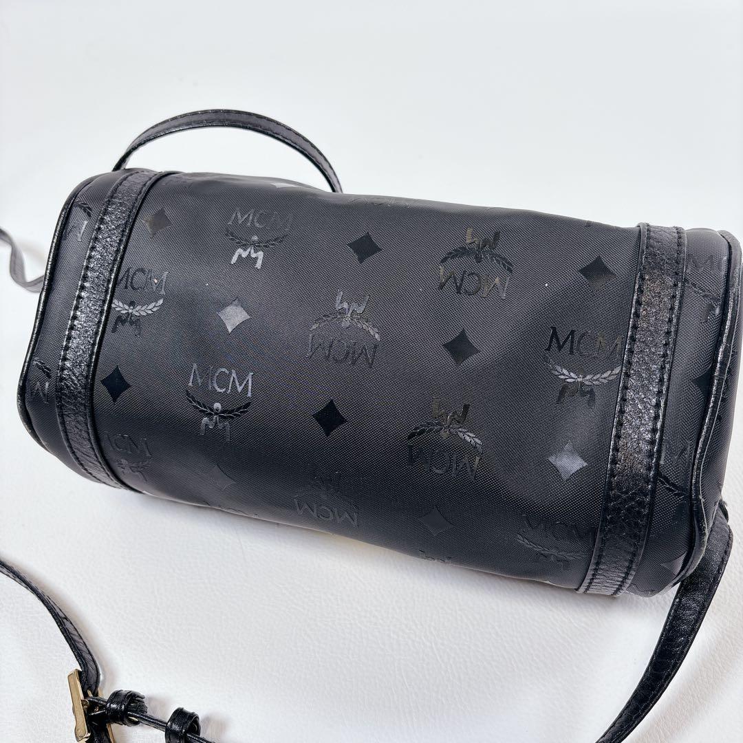 美品✨MCM ヴィセトス バレルバッグ（筒型ショルダーバッグ）　ブラック