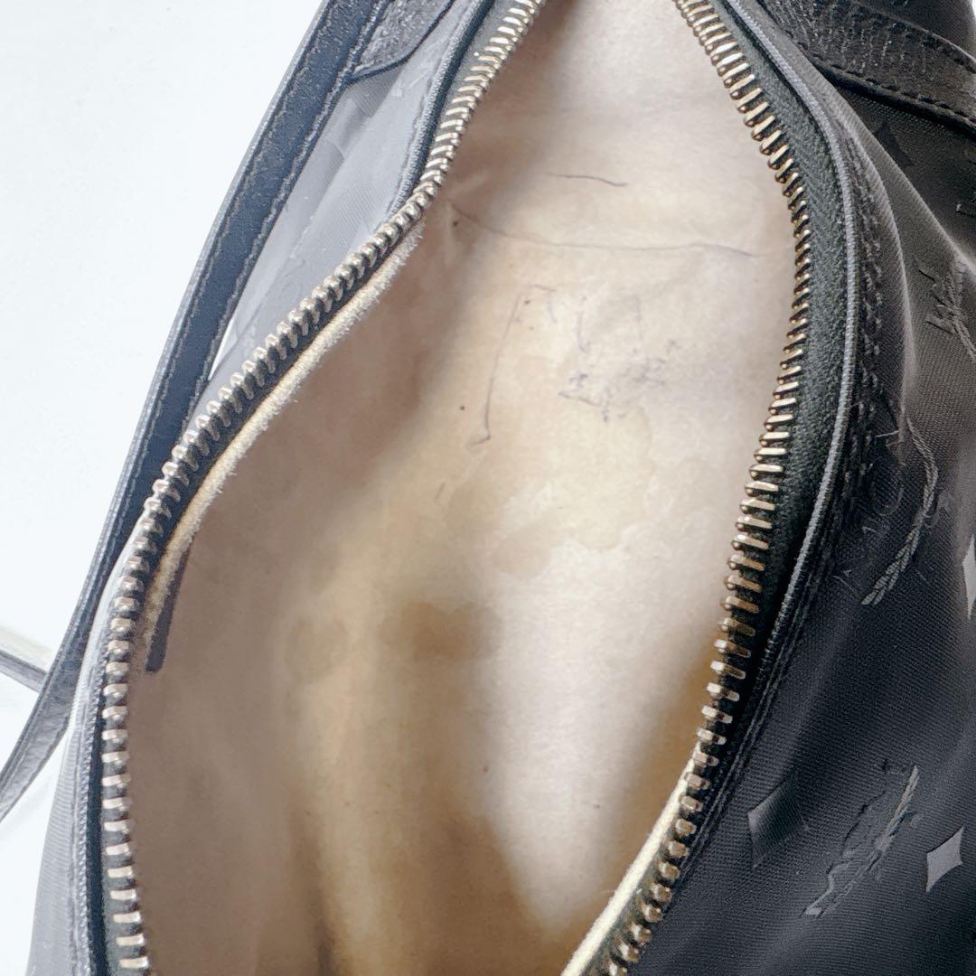 美品✨MCM ヴィセトス バレルバッグ（筒型ショルダーバッグ）　ブラック