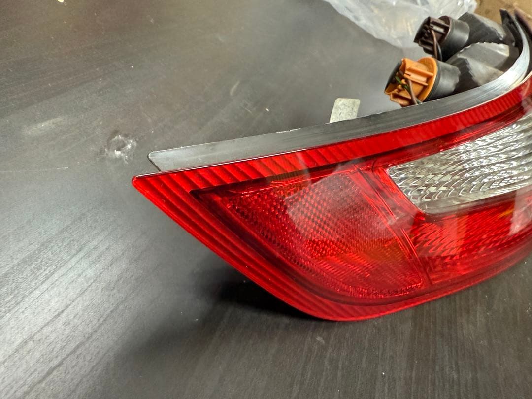 ポルシェ911 997.1 カレラ 純正テールランプ