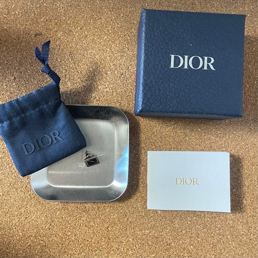 期間限定値下げ！激レア！Dior メンズ シングルピアス