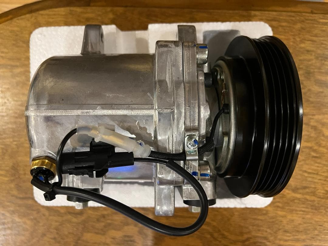 コンプレッサ キャリイ DA63T 95200-58J20 58J21 新品