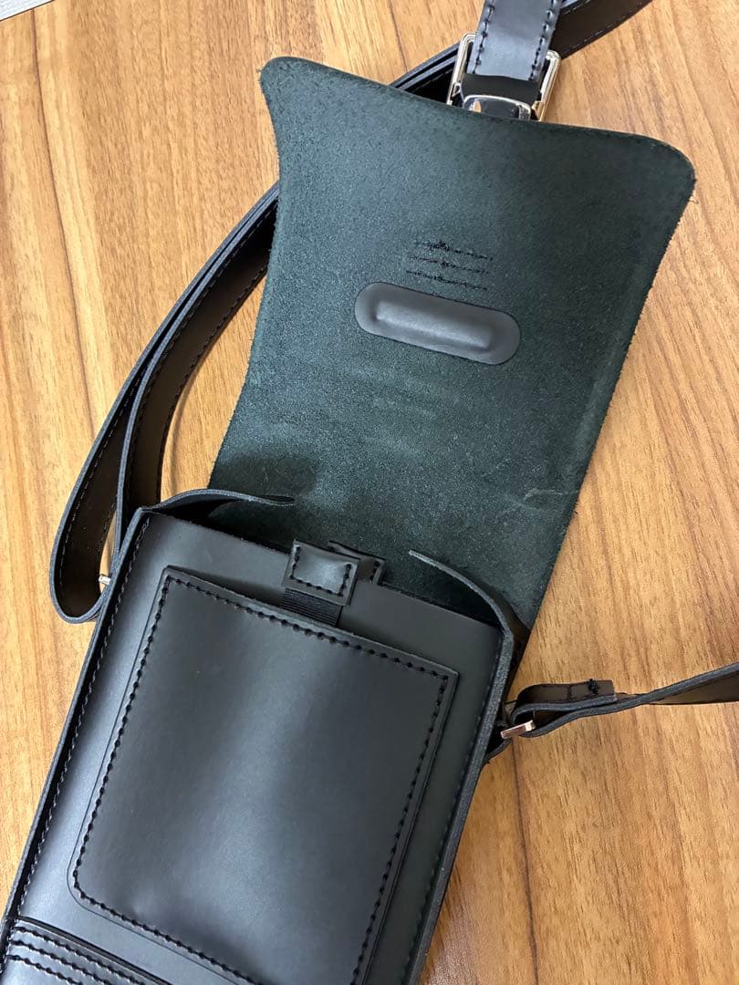 【Dr.Martens】リポーターバッグ ブラック