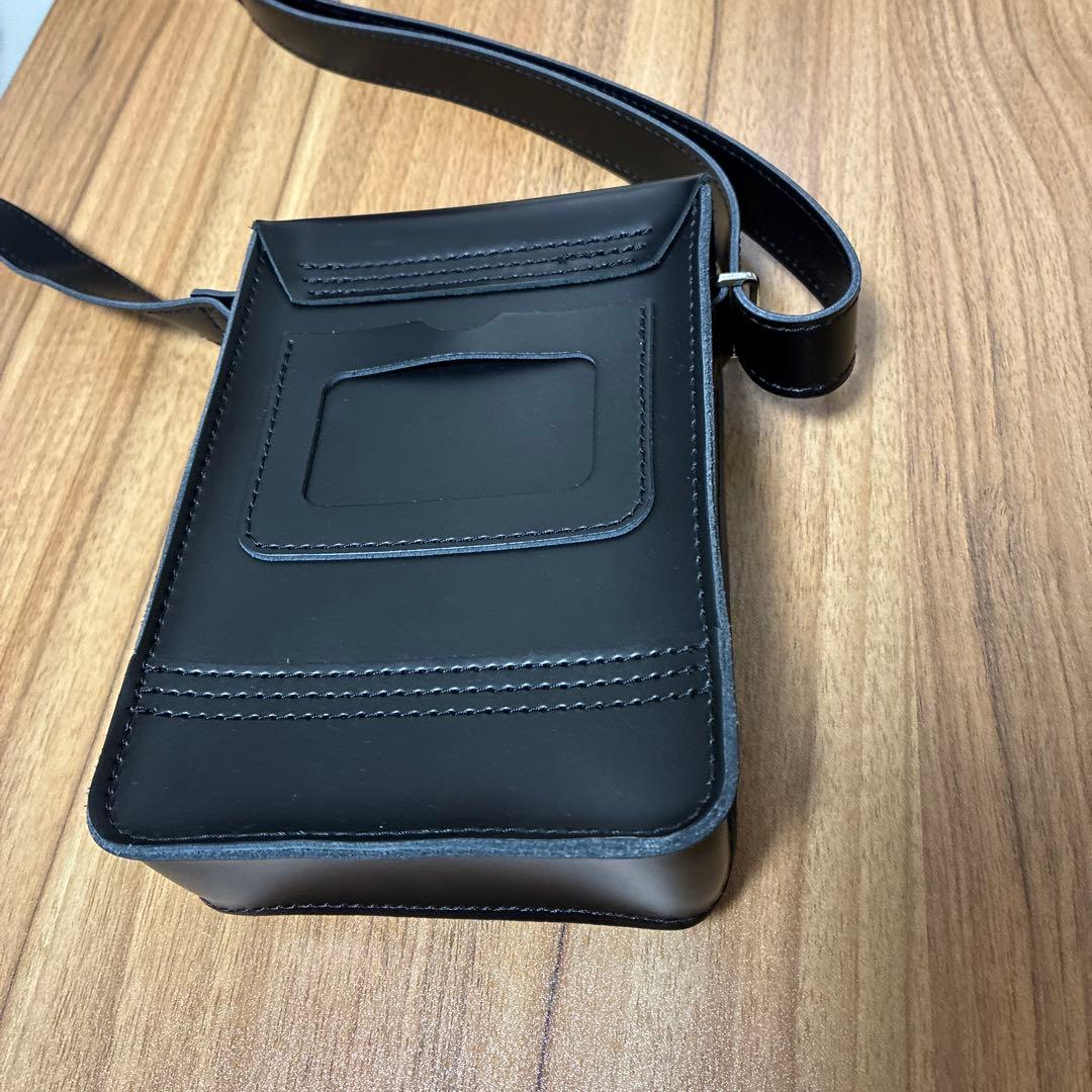 【Dr.Martens】リポーターバッグ ブラック