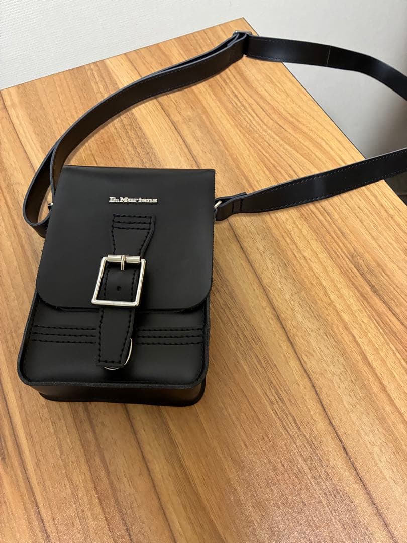 【Dr.Martens】リポーターバッグ ブラック
