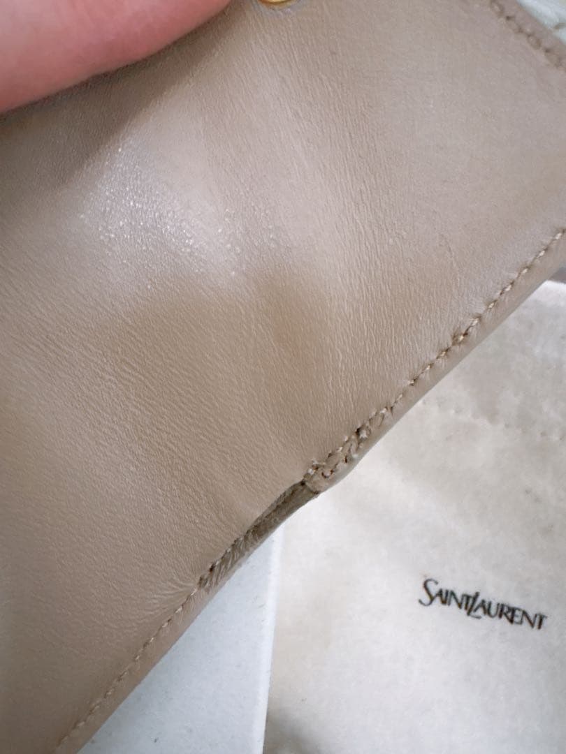 最終お値段サンローラン　三つ折り財布