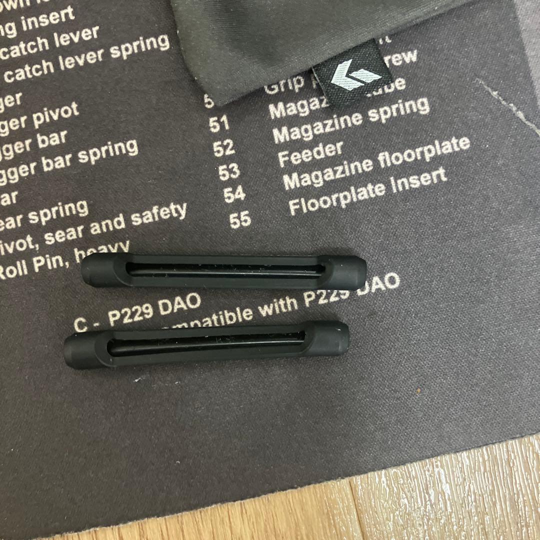 GATORZ MAGNUM アジアンフィット MILSPEC 調光 グリップ付