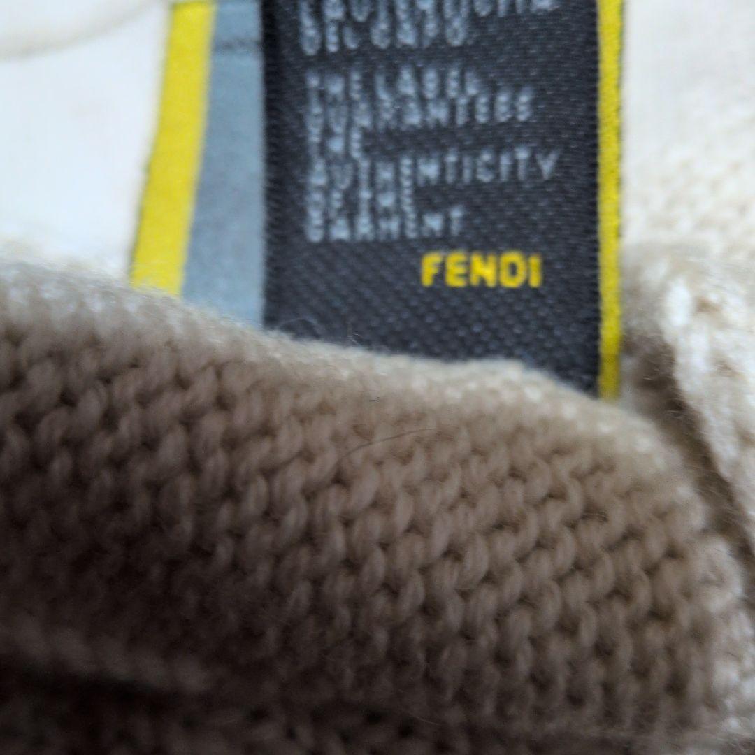 FENDI ニットマフラー ベージュ ロゴ入り美品超希少