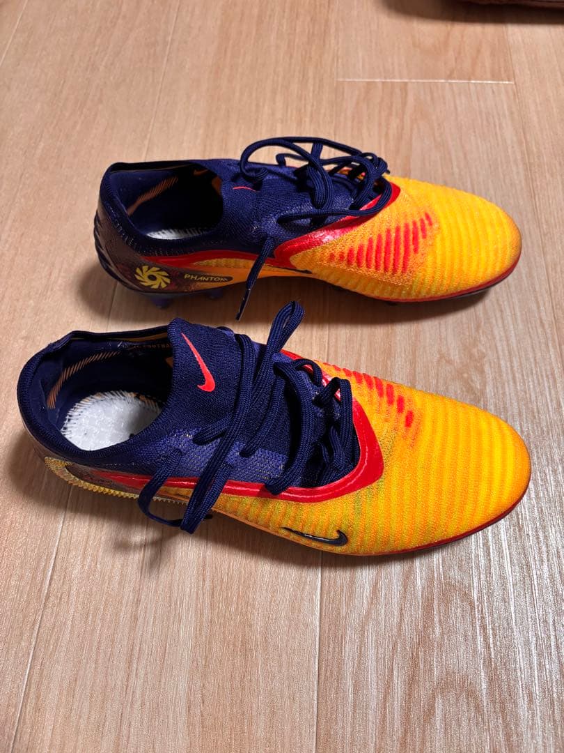 美品‼️1回のみ使用‼️Nike ファントム　26.5 サッカースパイク