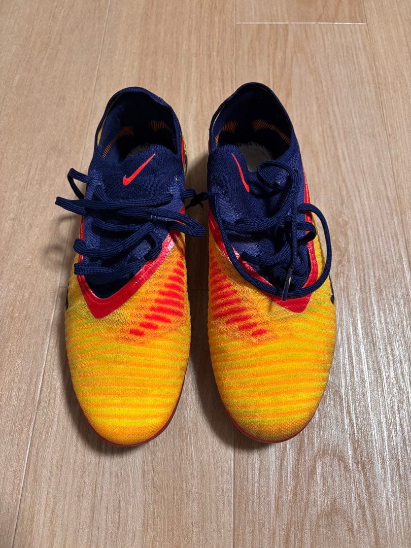 美品‼️1回のみ使用‼️Nike ファントム　26.5 サッカースパイク
