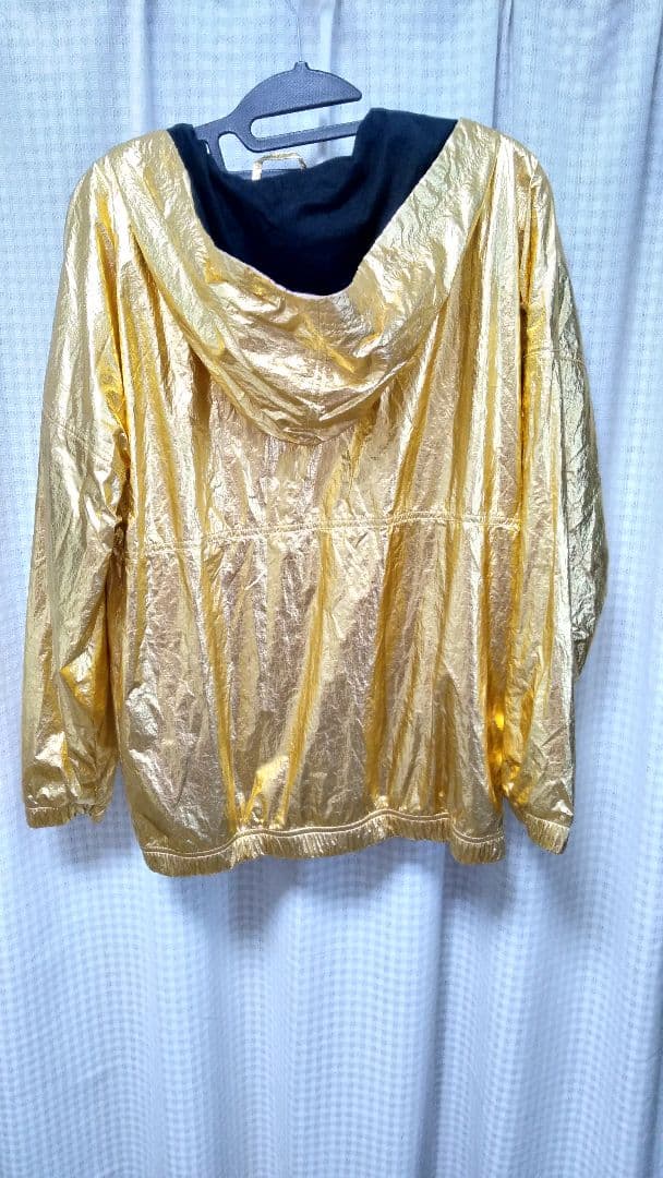 アディダス　フード付ブルゾンパーカー