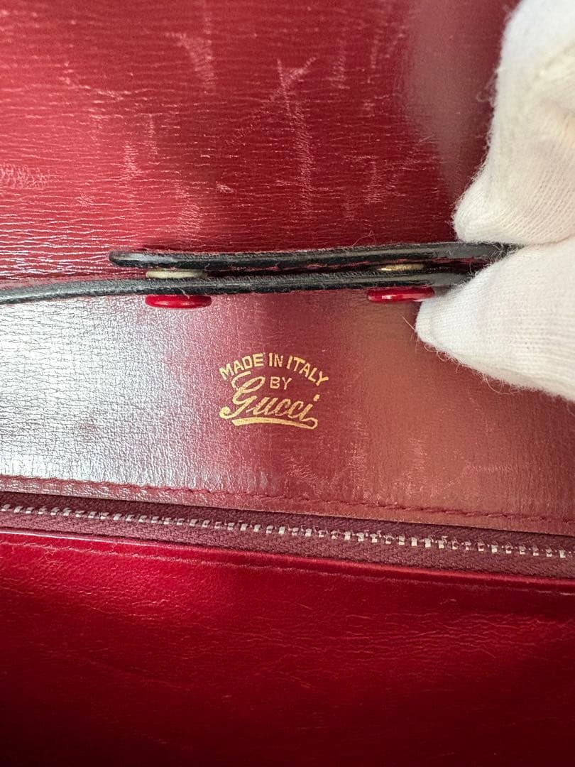 GUCCI ヴィンテージ レザーショルダーバッグ 赤