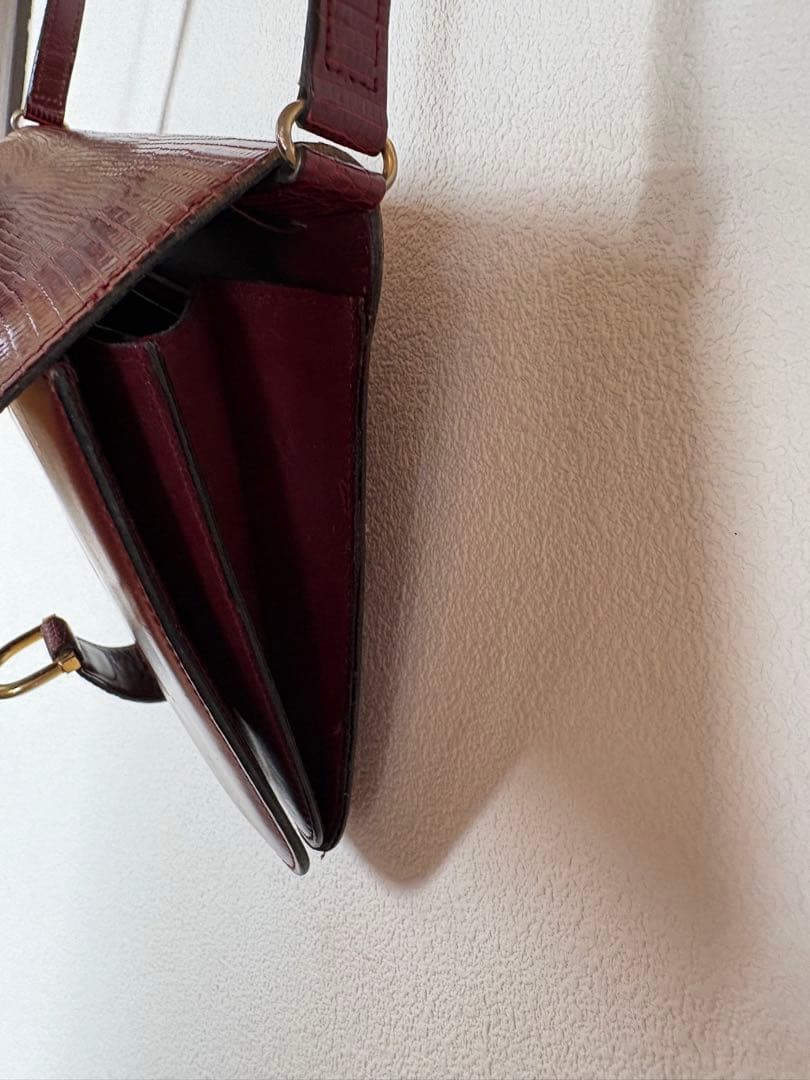 GUCCI ヴィンテージ レザーショルダーバッグ 赤