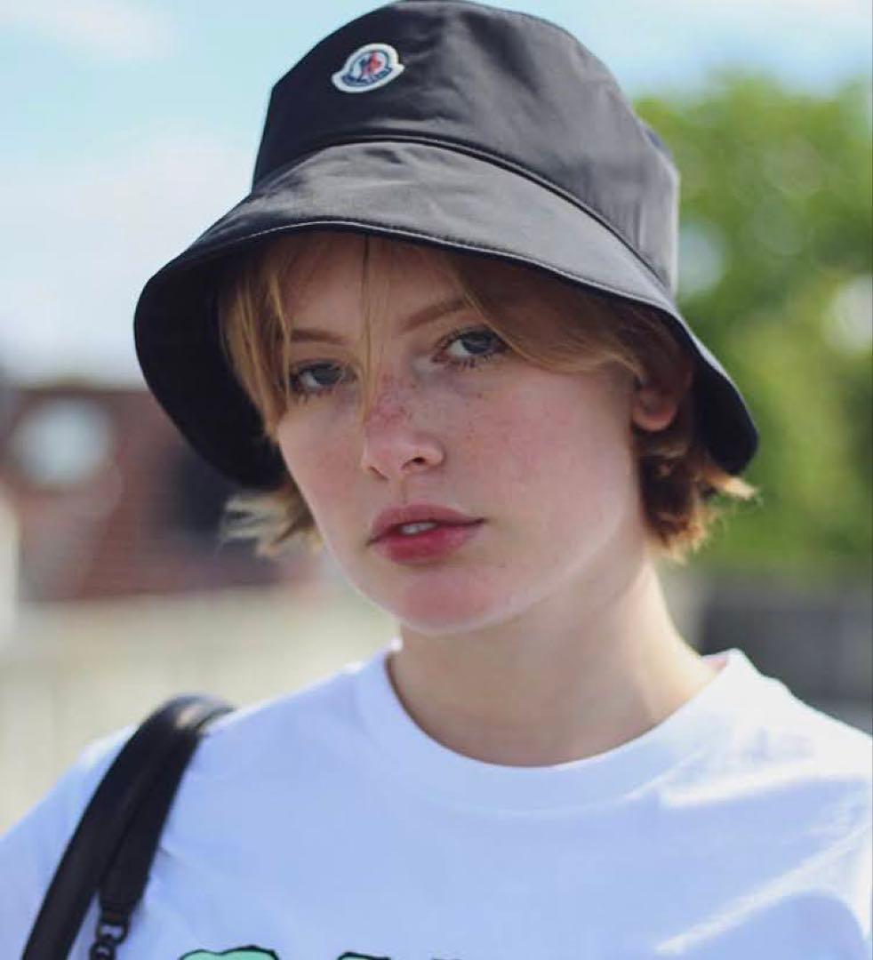 新品 MONCLER バケットハット