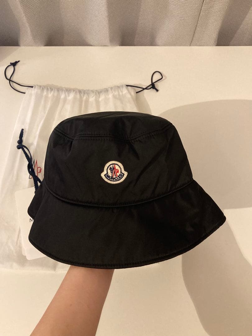 新品 MONCLER バケットハット