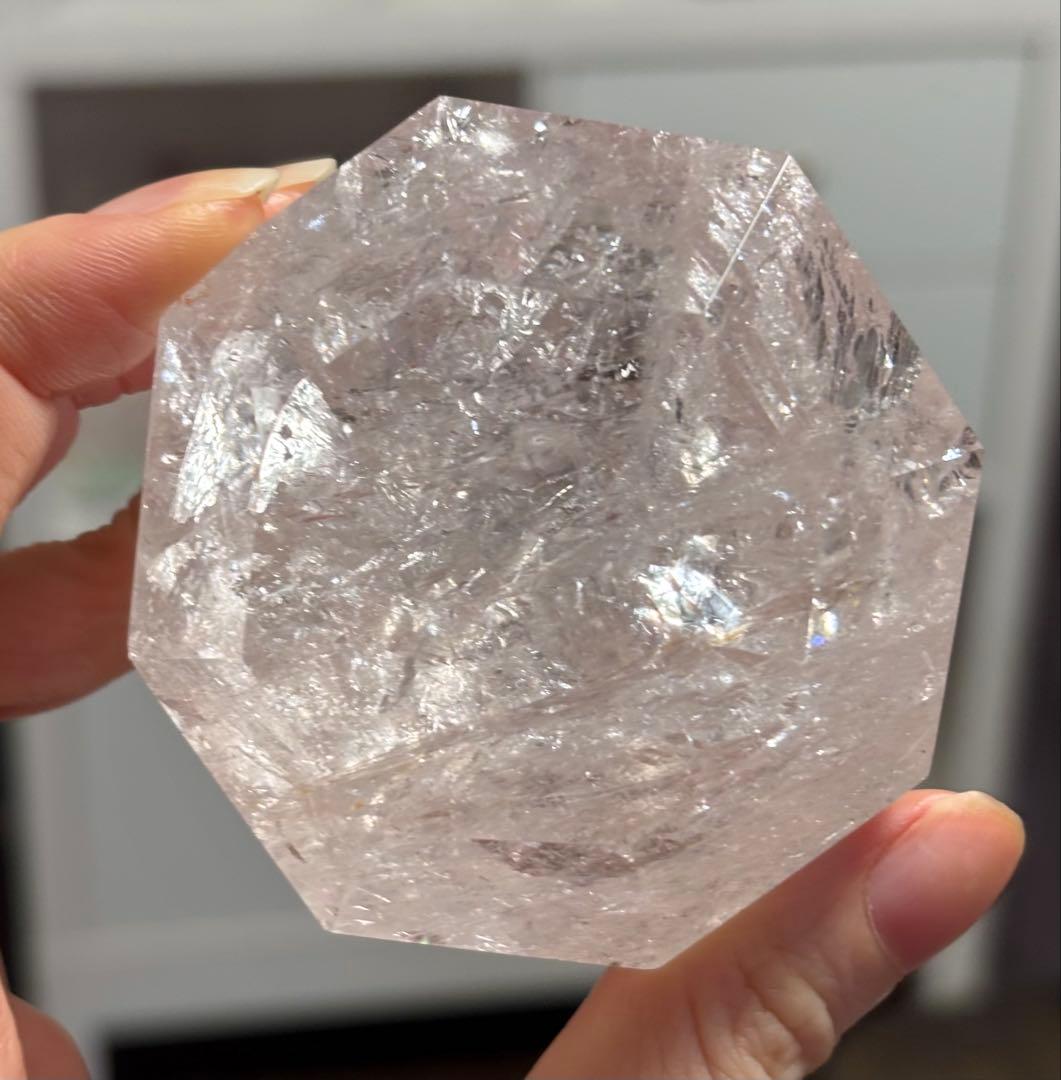 ラスト　高品質　ピンククォーツ　ピンクアゼツライトBIGダイヤモンド　スタンド付