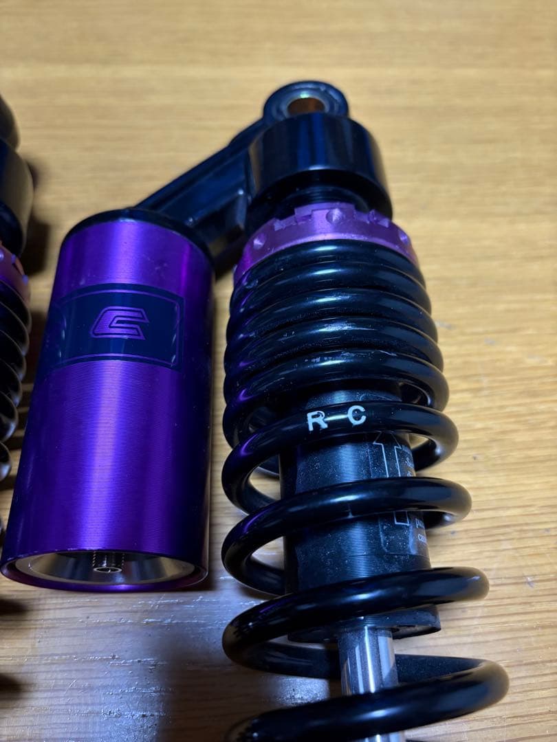 サスペンション