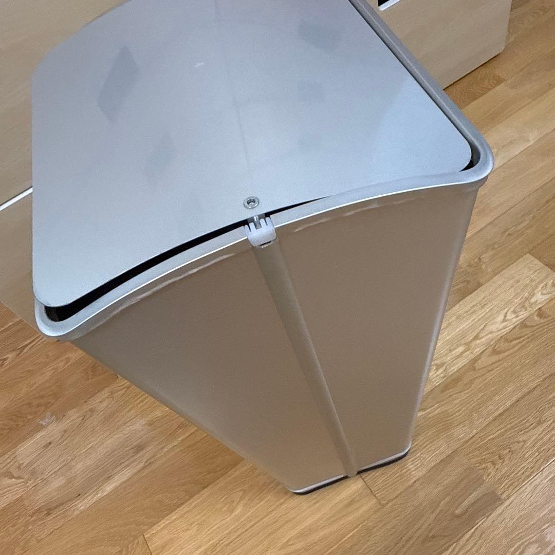 MAST社 マスト社 ギリシャ製 ダストボックス