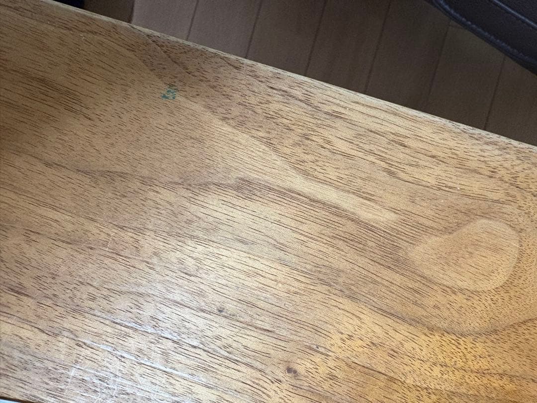 マスターウォール　テーブル