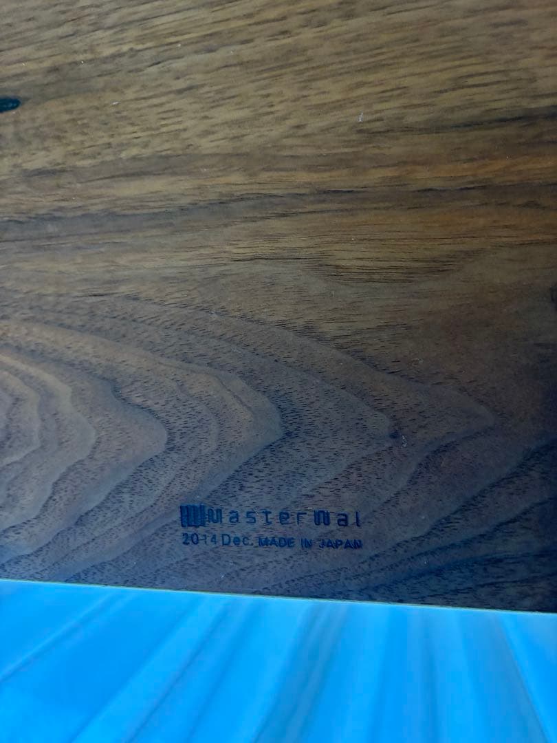 マスターウォール　テーブル