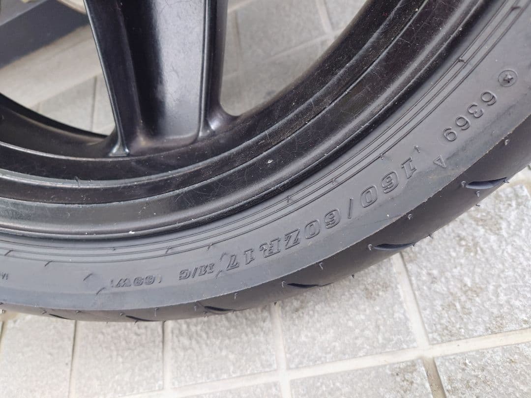 GPZ900rバイク用後輪ホイール 160/60 ZR17