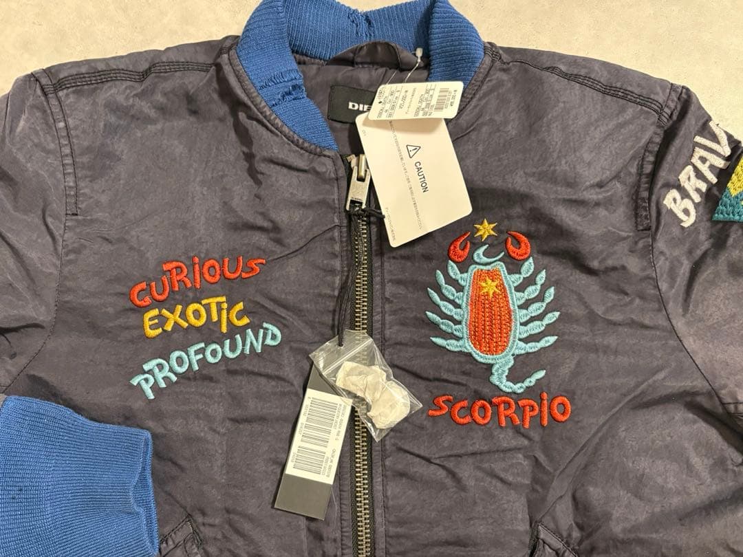 DIESEL アウター/MA-1/スカジャン